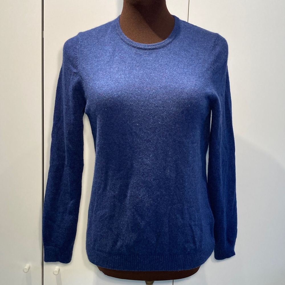 L.L. Bean 100% cashmere CrewNeck Sweater S